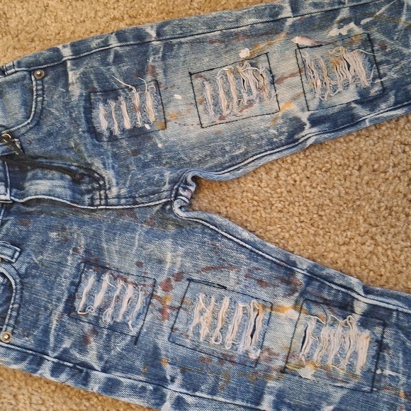 Stylish Blue Distressed Boys Jeans - Picture 6 of 8